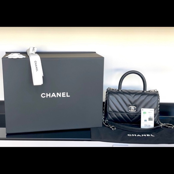 Chanel small/ mini coco chevron handle bag - Picture 2 of 10